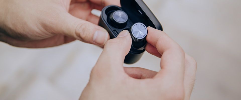 Plantronics giới thiệu loạt tai nghe không dây cao cấp tại thị trường Việt Nam