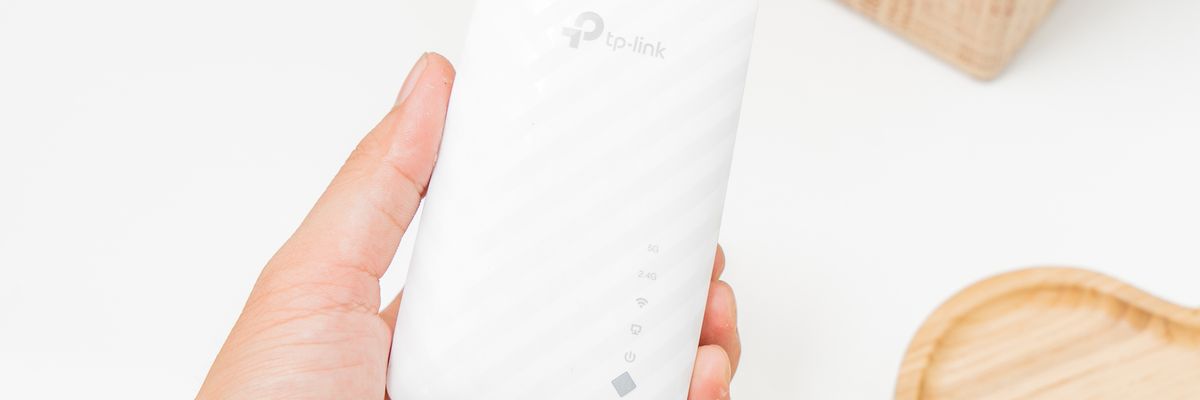 Đánh giá TP-Link RE200: Bộ mở rộng sóng WIFI đáng để người dùng sở hữu