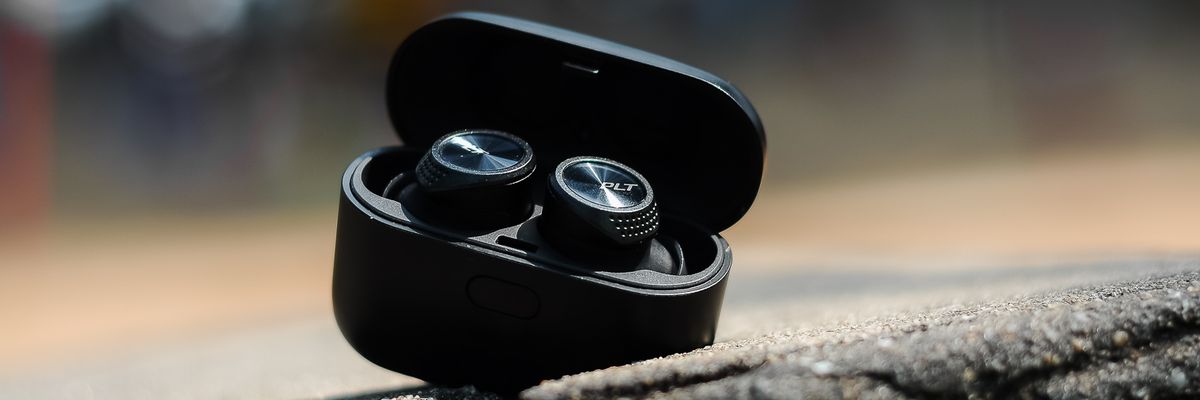 Trên tay Plantronics BackBeat Pro 5100: TWS in-ear thể thao siêu nhỏ gọn, thoải mái, chất âm tốt