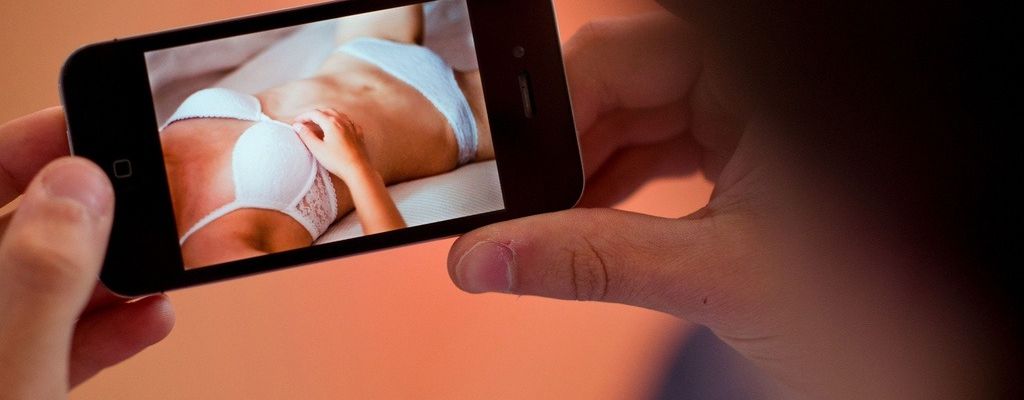 Người dùng iPhone có xu hướng xem phim khiêu dâm nhiều hơn người dùng Android