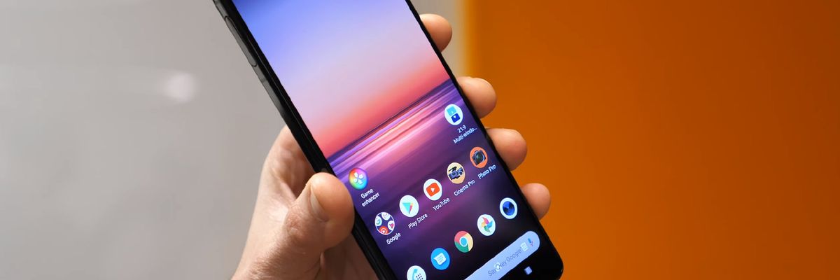 Trên tay Sony Xperia 1 II: Thiết kế không thay đổi quá nhiều, giá đắt hơn Xperia 1 năm ngoái