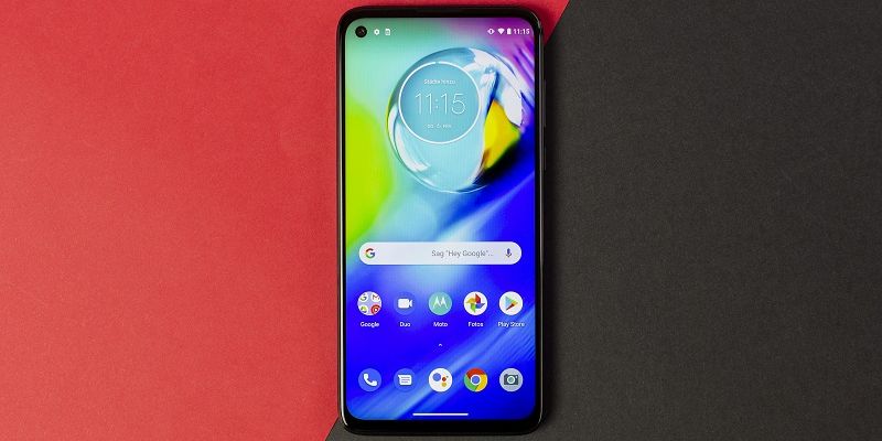 Motorola Moto G8 Power Lite lộ ảnh render với màn hình nốt ruồi, 3 camera sau