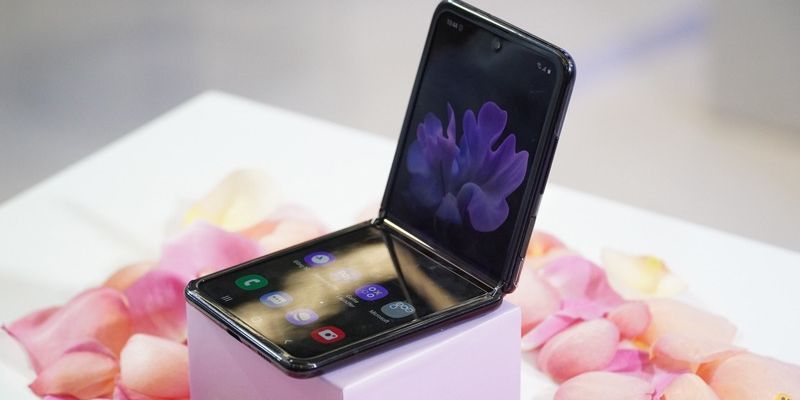 Samsung Galaxy Z Flip tiếp tục cháy hàng trong đợt mở bán thứ 2 tại Trung Quốc