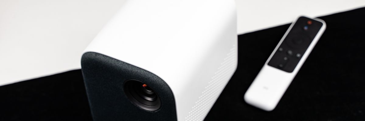 Trên tay máy chiếu Xiaomi Mini Projector: Màn hình tối đa 120 inch, HDR10, hỗ trợ Android, kích thước nhỏ gọn