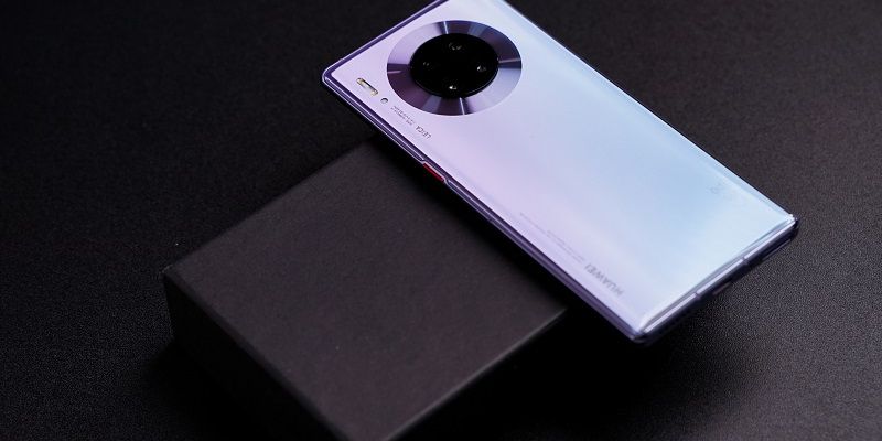 Huawei Mate 30 Pro màn hình OLED cong, 4 camera, nhận diện khuôn mặt 3D được hạ giá sốc khó tin, lên tới 7 triệu đồng