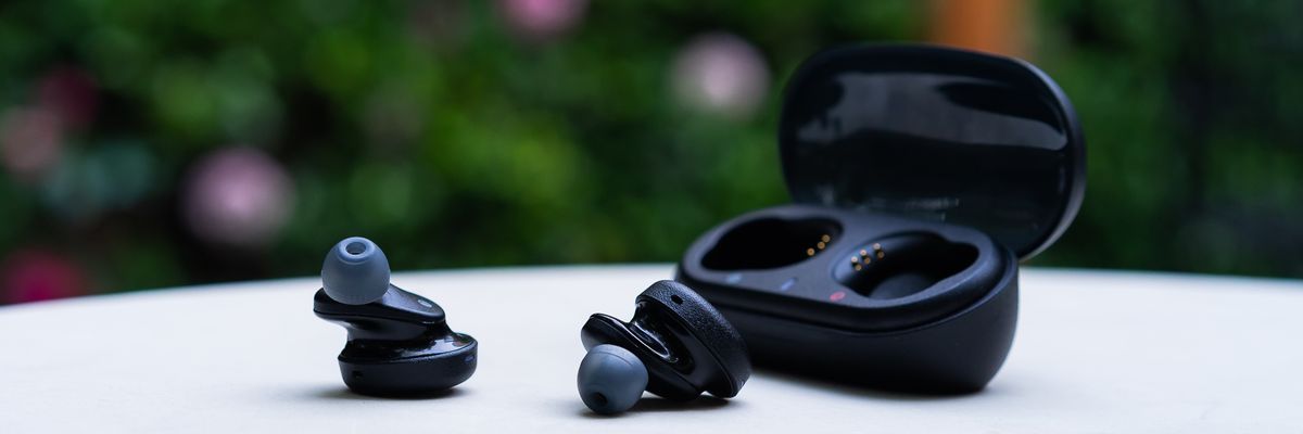 Đánh giá Sony WF-XB700: Thiết kế thực dụng, chất âm thú vị, sôi động, đậm chất Extra Bass