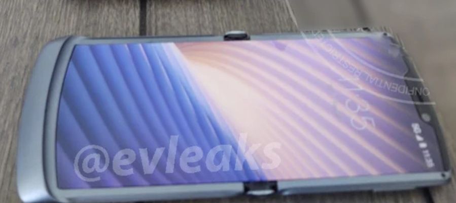 Motorola Razr 2020 xuất hiện ảnh render: Thiết kế tương tự 2019, màu sắc mới, được trang bị 5G