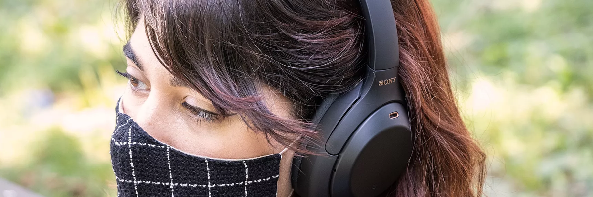 Đánh giá tai nghe Sony WH-1000XM4: Nhiều tính năng thông minh mới, nhưng nâng cấp âm thanh không đáng kể