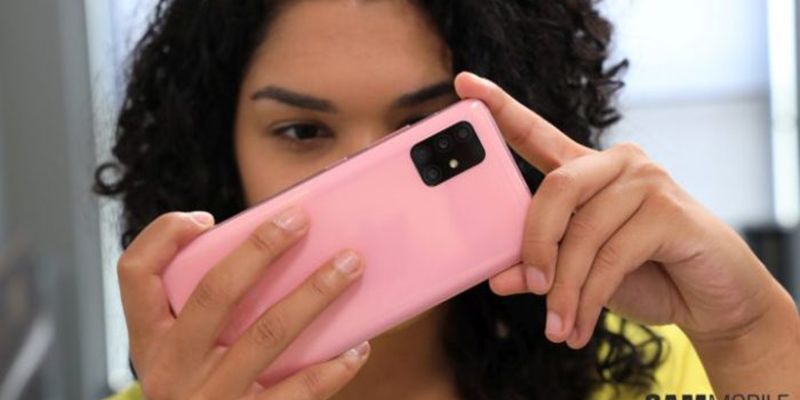 Tin đồn: Galaxy A52 sẽ ra mắt với hệ thống 4 camera sau 64MP