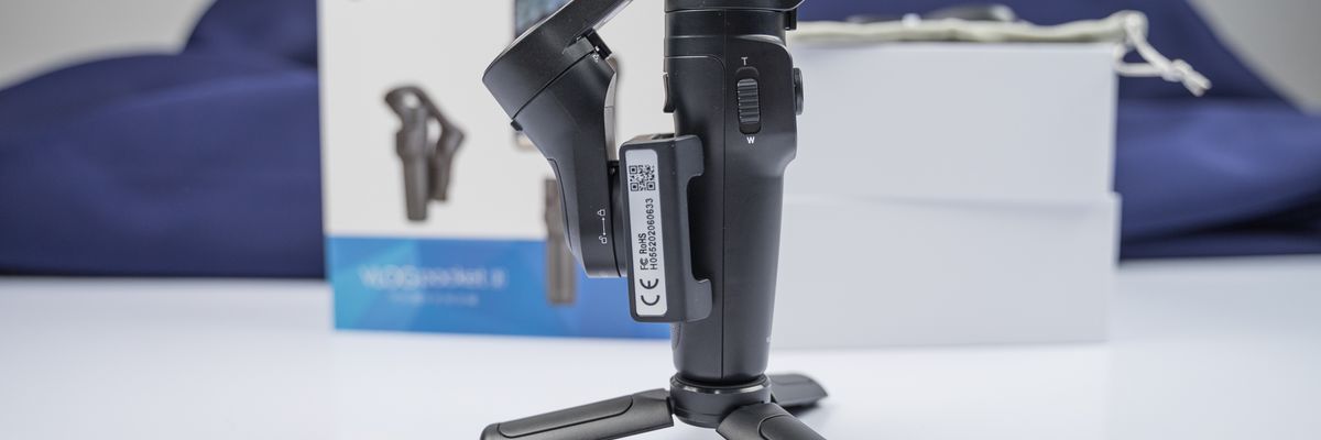 Trên tay Gimbal Feiyu Vlog Pocket 2: Chống rung ổn định cho điện thoại với thiết kế nhỏ gọn, giá dễ tiếp cận