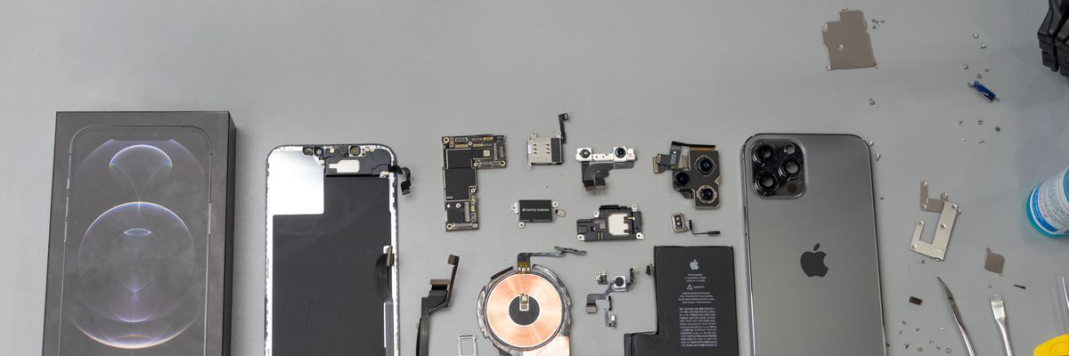 [Video] Tháo tung iPhone 12 Pro Max: Sẽ là rất tốn kém nếu bạn vô tình làm vỡ màn hình, đèn flash chiếc iPhone này...