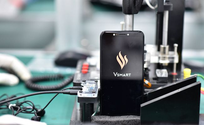 Nóng: VinSmart ngừng sản xuất TV, smartphone - Tập trung phát triển công nghệ cao cho xe điện VinFast