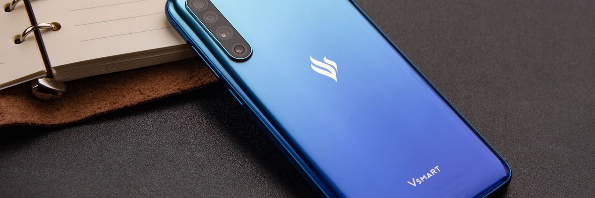 Người Việt săn lùng smartphone Vsmart vì sợ sau không mua được nữa!
