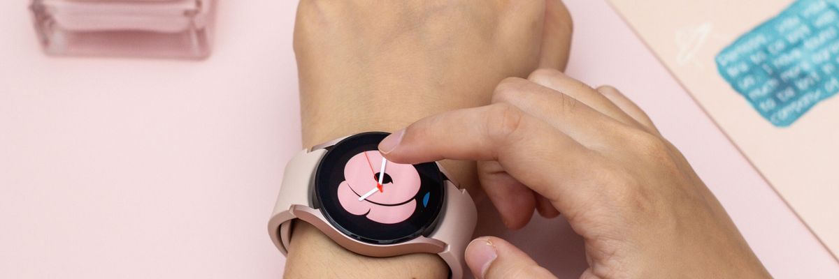 Đón nhận nhiều đơn đặt hàng ngoài dự kiến, điều gì khiến Galaxy Watch4 hấp dẫn đến vậy?