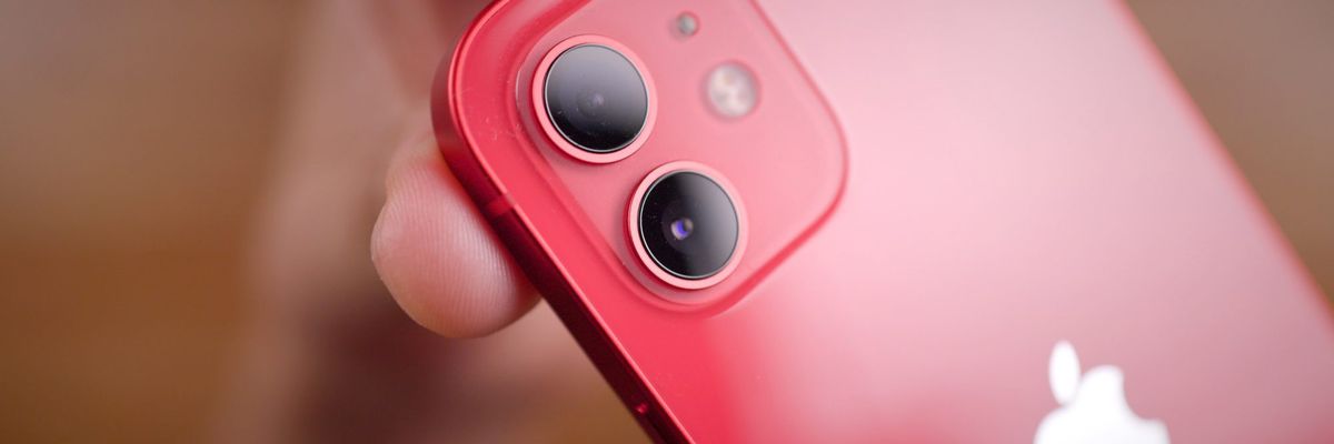 iOS 15 beta 4 sẽ tự động loại bỏ hiện tượng flare ống kính trong ảnh chụp từ iPhone