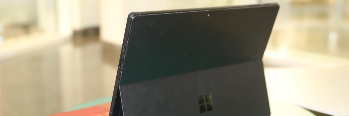 Surface Go 3 lộ cấu hình sức mạnh trước ngày ra mắt