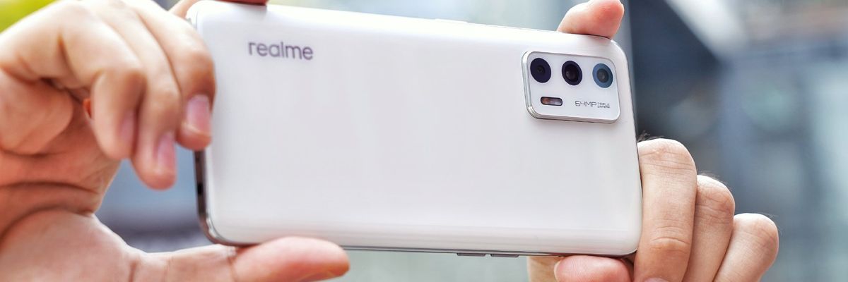 Trên tay realme GT Neo2T: Thiết kế ổn trong phân khúc, màn hình AMOLED 120Hz, Dimensity 1200, sạc nhanh 65W, giá chỉ hơn 7 triệu