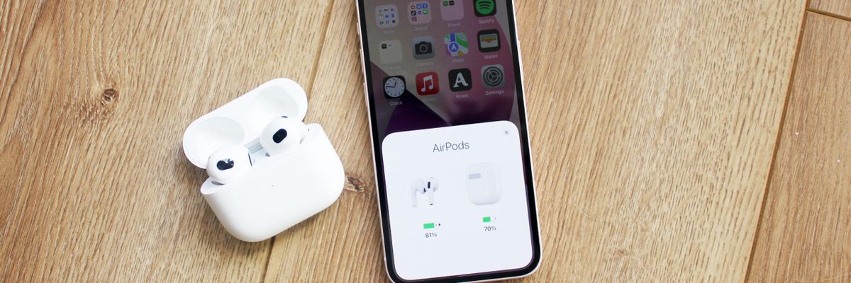 Đây là AirPods 3: Phiên bản nâng cấp hoàn thiện hơn về thiết kế và trải nghiệm của AirPods 2, giá dự kiến tại CellphoneS 4.9 triệu đồng