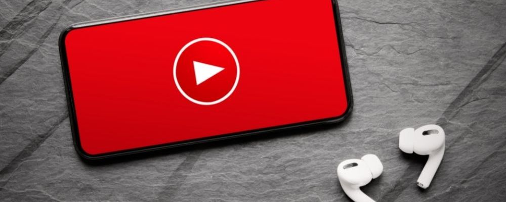 Làm sao để nghe nhạc trên Youtube khi tắt màn hình cho iPhone?