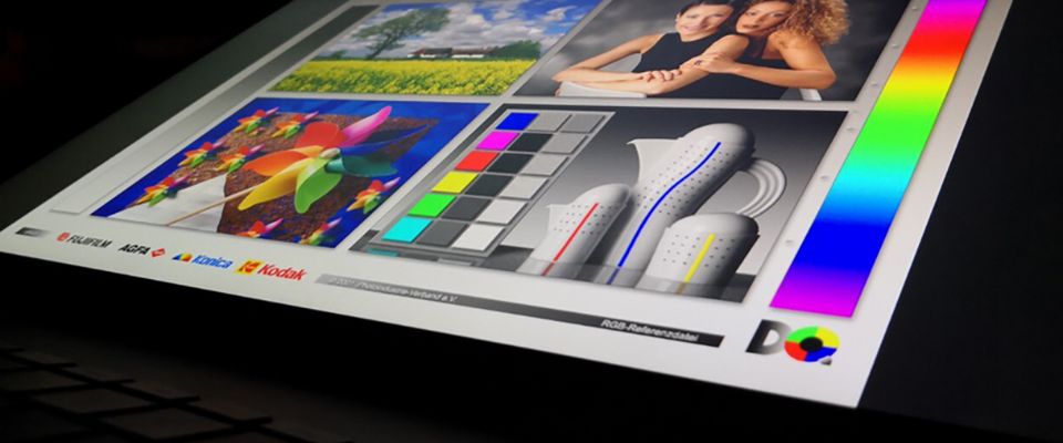 HP có thể sớm ra mắt một chiếc laptop sở hữu màn hình OLED 17 inch có thể gập