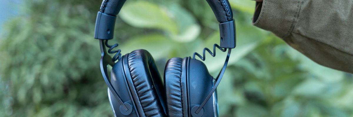 Trên tay tai nghe Logitech G Pro X: Thiết kế đẹp, âm thanh sống động, giá chưa đến 3 triệu