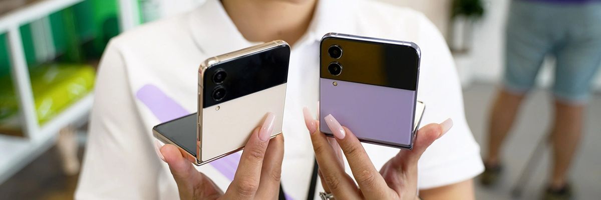 So sánh Galaxy Z Flip4 và Z Flip3: Nâng cấp pin, hiệu năng và còn gì nữa?