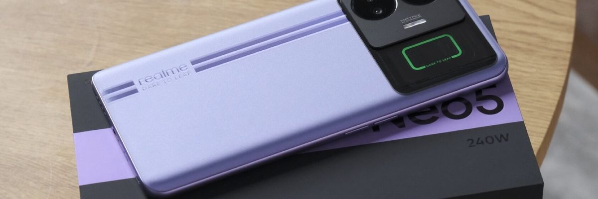 realme Việt Nam phản hồi về việc điện thoại xách tay Trung Quốc bị khoá mạng