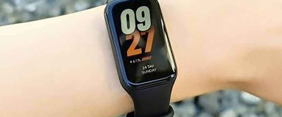 Trên tay Xiaomi Smart Band 8 Active: Kiểu dáng thể thao, pin 14 ngày, đo  SpO2, giấc ngủ, giá chỉ 590,000 đồng