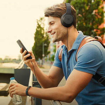 Tai nghe chụp tai Motorola Moto XT120