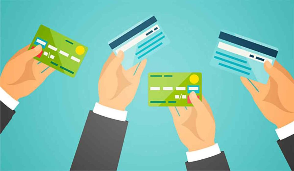 Cách đánh giá chi phí vô thẻ ATM vày điện thoại cảm ứng giản dị và đơn giản nhất