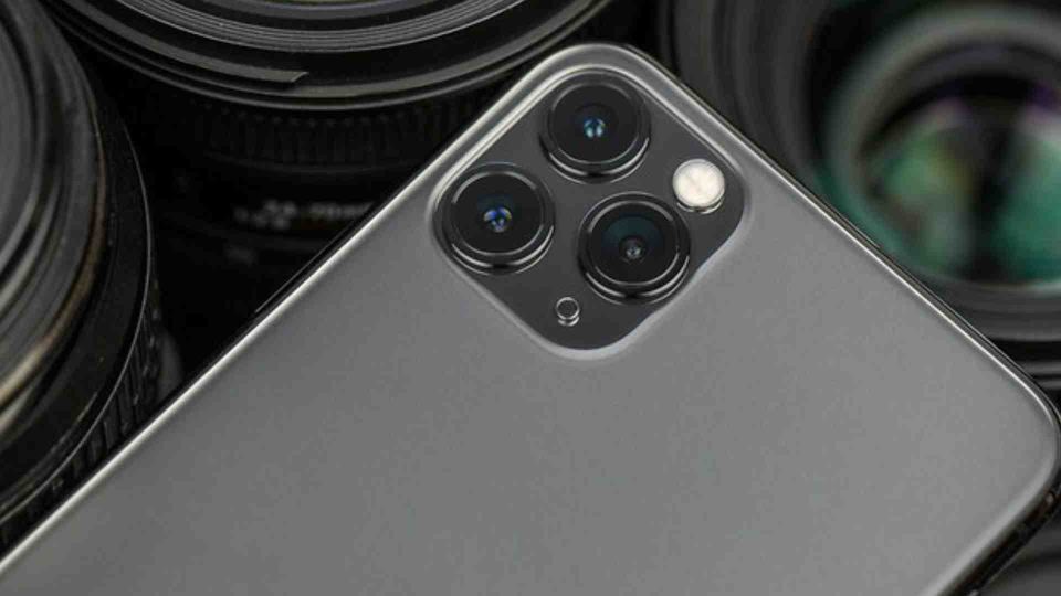 camera iphone 11 pro max không lấy nét được