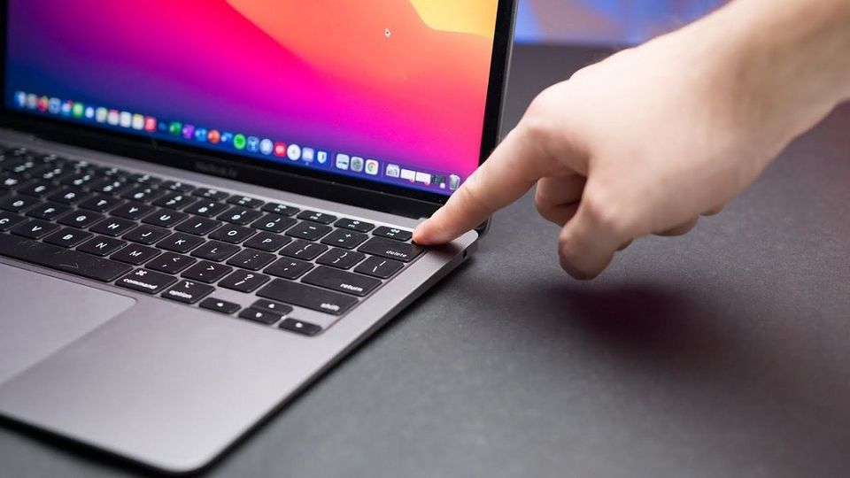 cách tắt Macbook thông thường chuẩn bằng phím nguồn