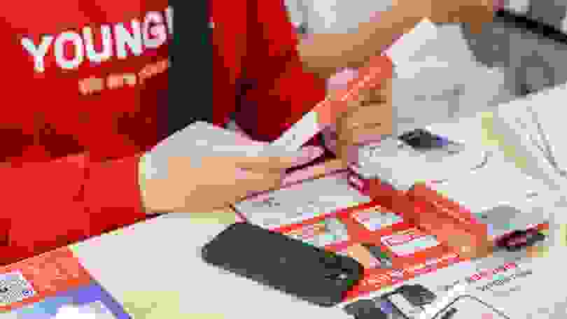 Vì sao nên mua điện thoại iPhone tại CellphoneS