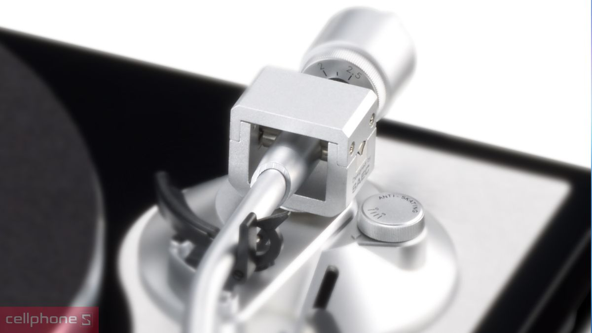 Bộ khuếch đại đầu quay đĩa than TEAC TN-4D-SE