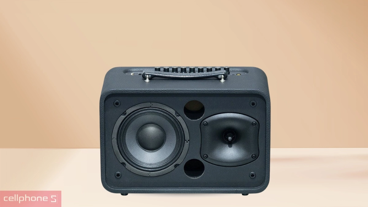 Công suất mạnh mẽ, công nghệ chống hú di tần hiện đại của loa karaoke xách tay ACNOS CPS-16S