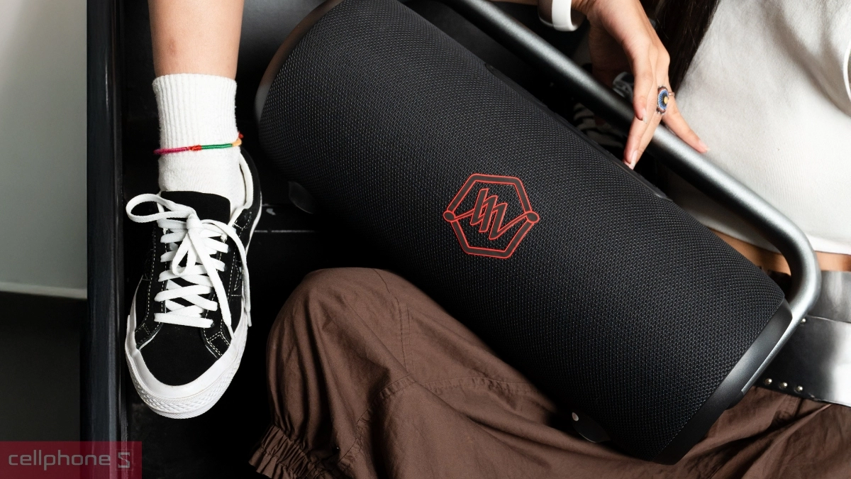 Loa Bluetooth Alpha Works AW-IKON 20 có viên pin dung lượng 10.000mAh