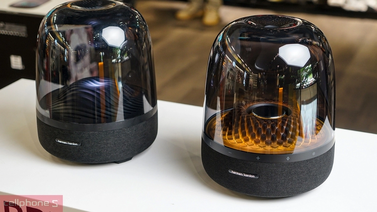 Thiết kế loa Harman Kardon Aura Studio 4