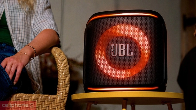 Pin và thời lượng sử dụng của toa bluetooth JBL PartyBox Encore 2 mic 2