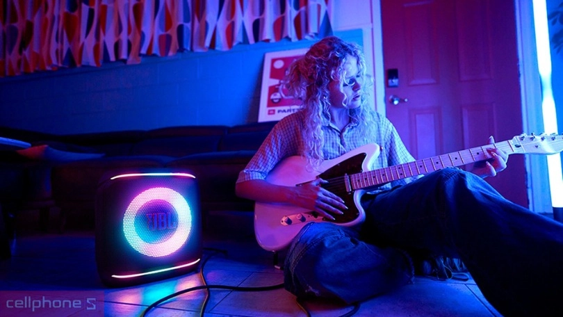 Khả năng kháng nước, kết nối linh hoạt của loa bluetooth JBL PartyBox Encore 2 mic 2