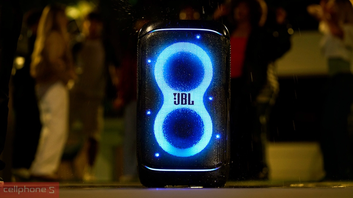 Loa JBL có chất âm đặc trưng mạnh mẽ (JBL Pro Sound)