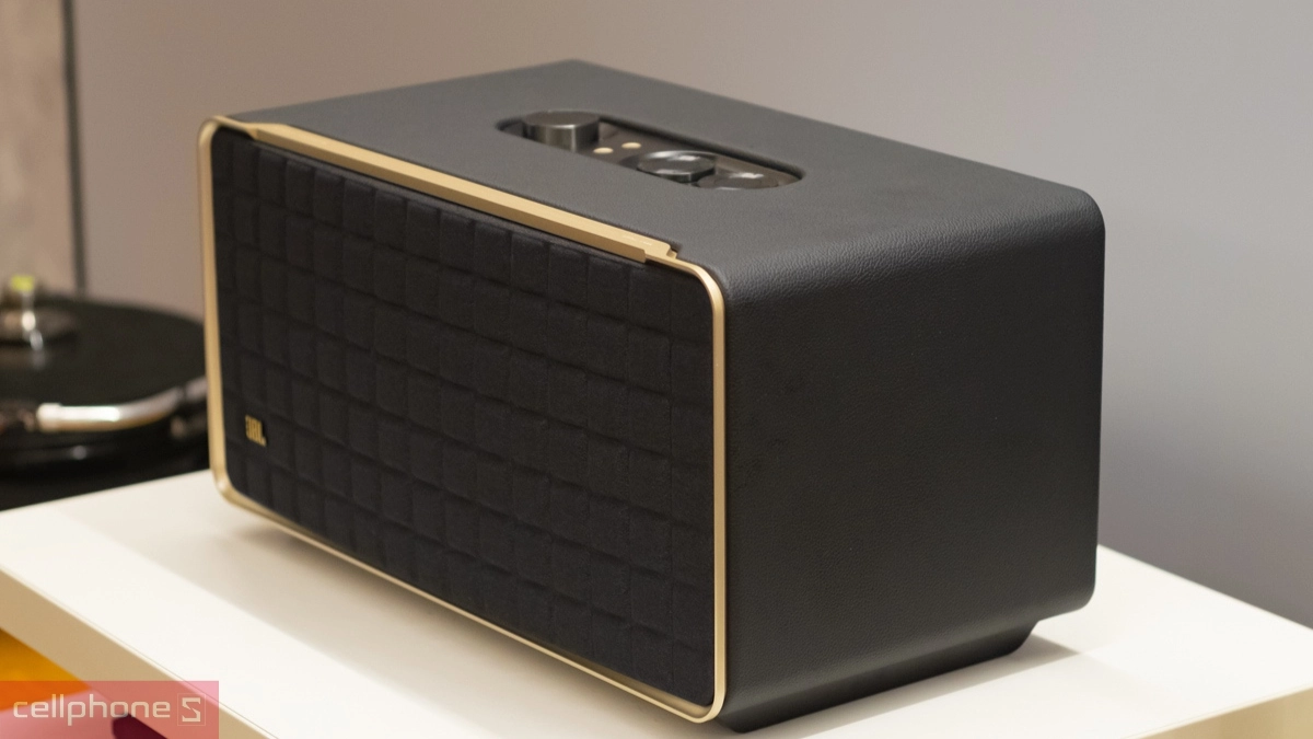 Thiết kế  loa JBL Authentics 500