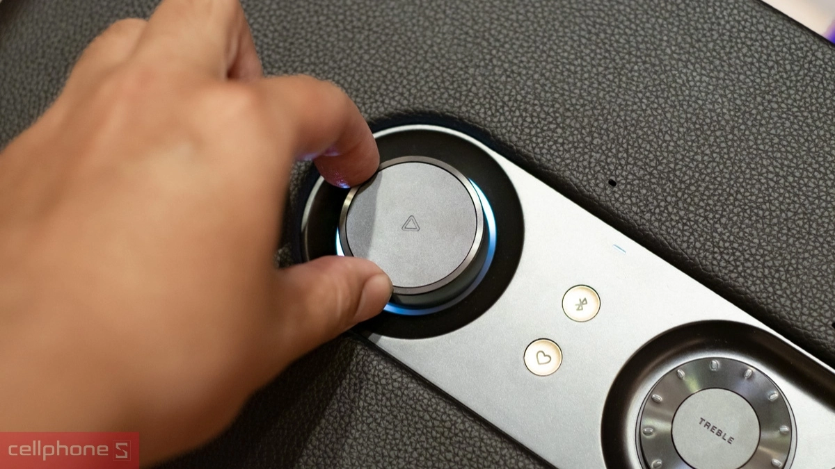 Thiết kế loa JBL Authentics 500