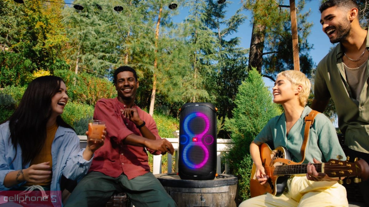 Loa JBL karaoke có chất âm hay và công suất mạnh mẽ