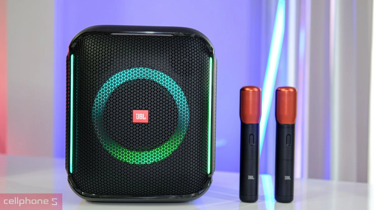 loa karaoke JBL được trang bị nhiều chuẩn kết nối