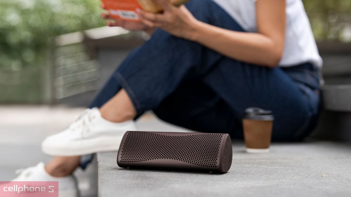 Chuẩn kháng nước trên loa KEF Muo