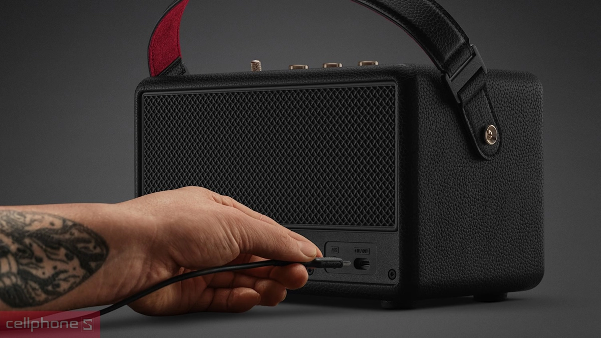 Khả năng kết nối, tiện ích đi kèm của loa Bluetooth Marshall Kilburn III