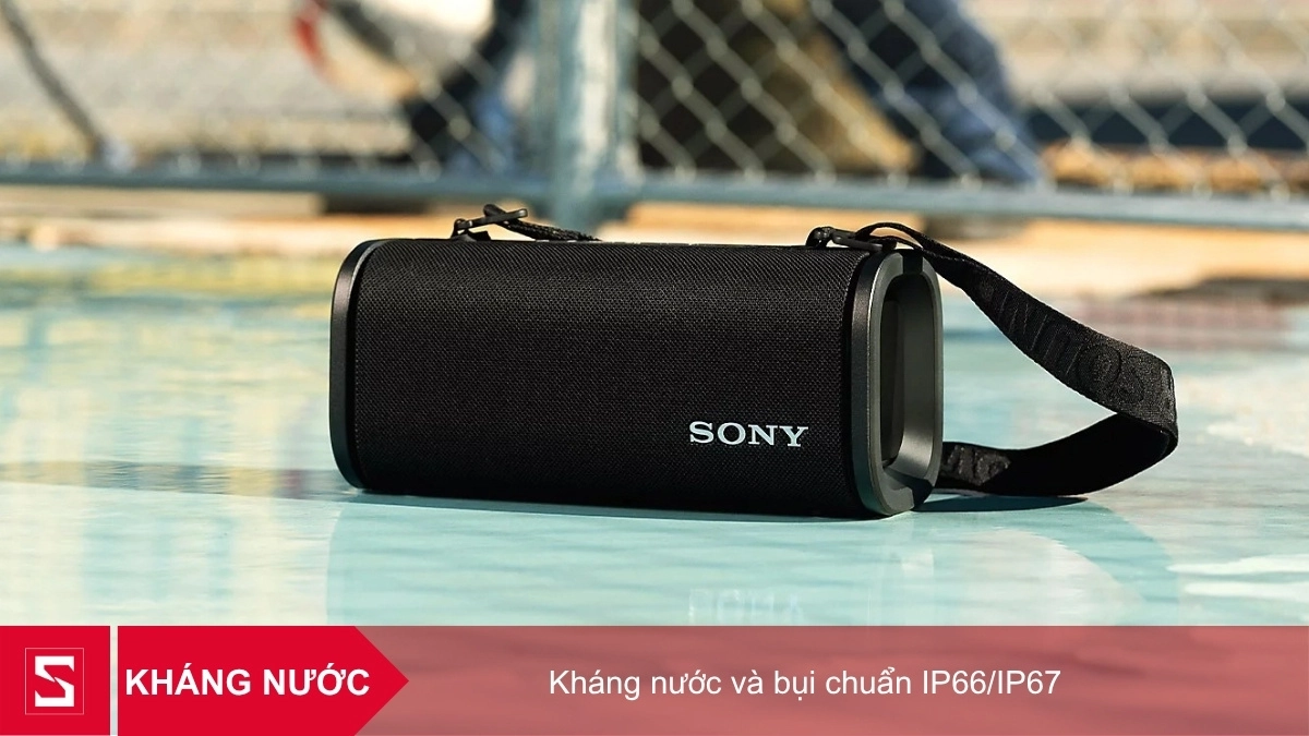 Khả năng kháng nước của loa Bluetooth Sony ULT Field 5