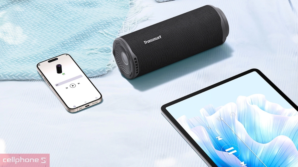 Loa Tronsmart T8 40W Portable Outdoor có khả năng ghép đôi với 2 thiết bị 