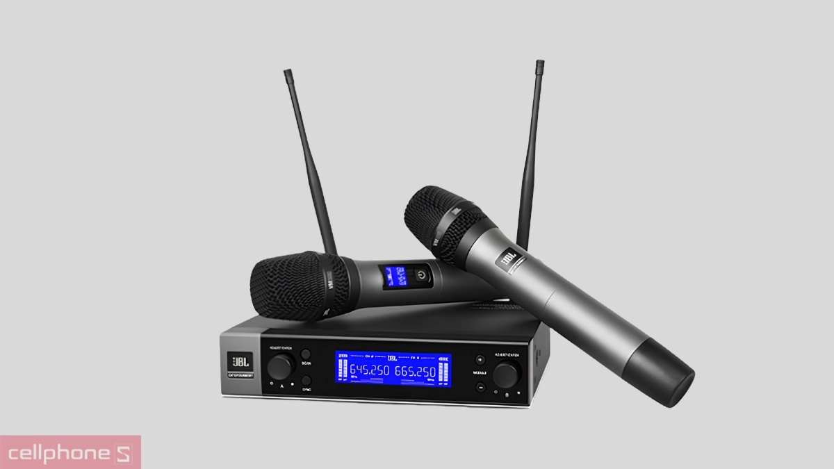 Thời lượng sử dụng micro không dây JBL VM200
