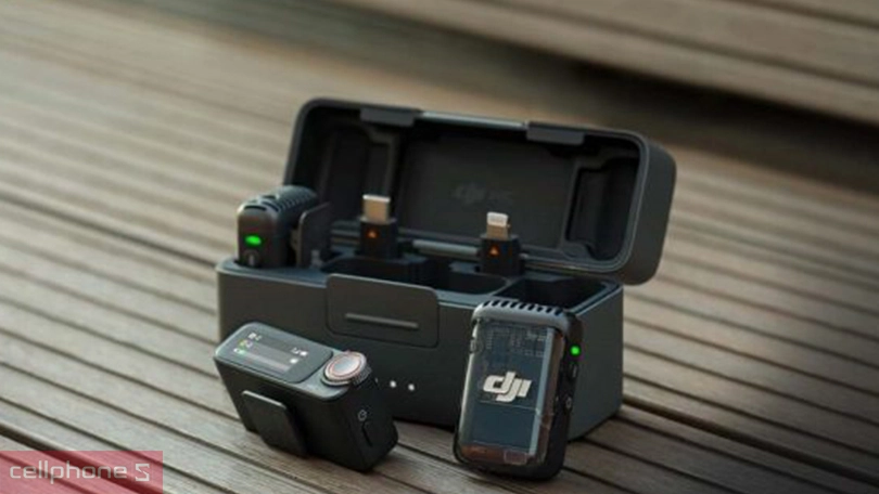 Khả năng ghi âm nổi và tính năng Safety Track của microphone không dây DJI 3 TX+RX 1 mic